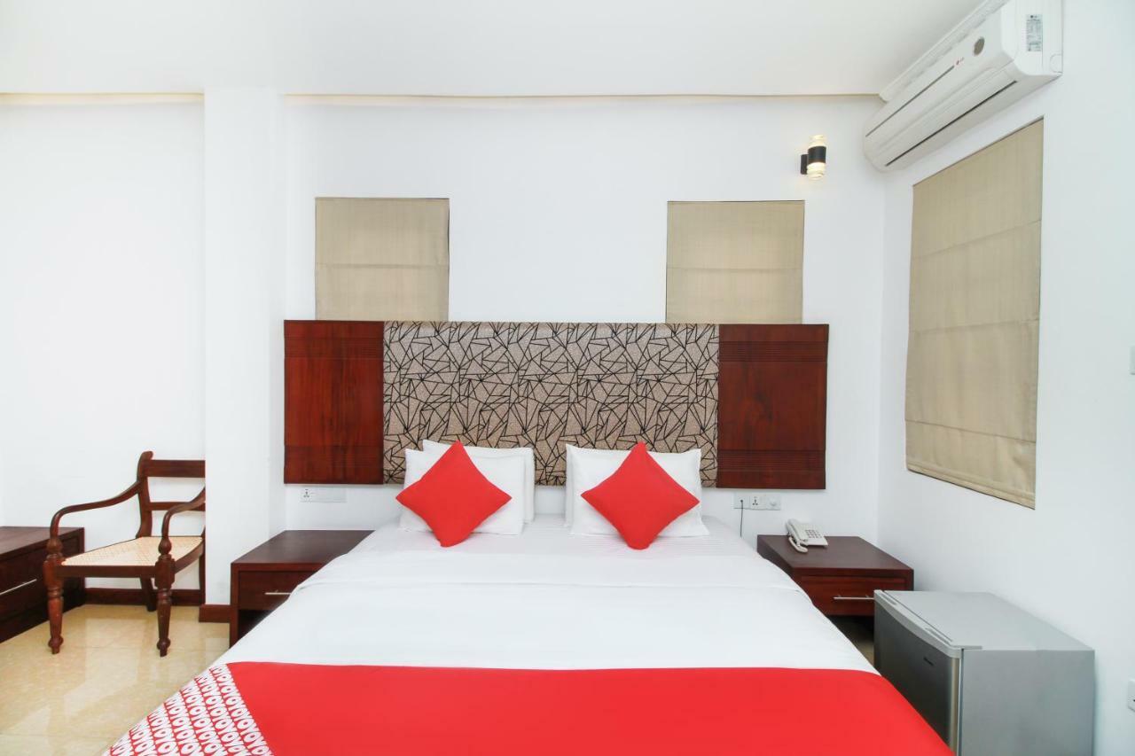 Hotel Queensbury Malabe 카두웰라 외부 사진