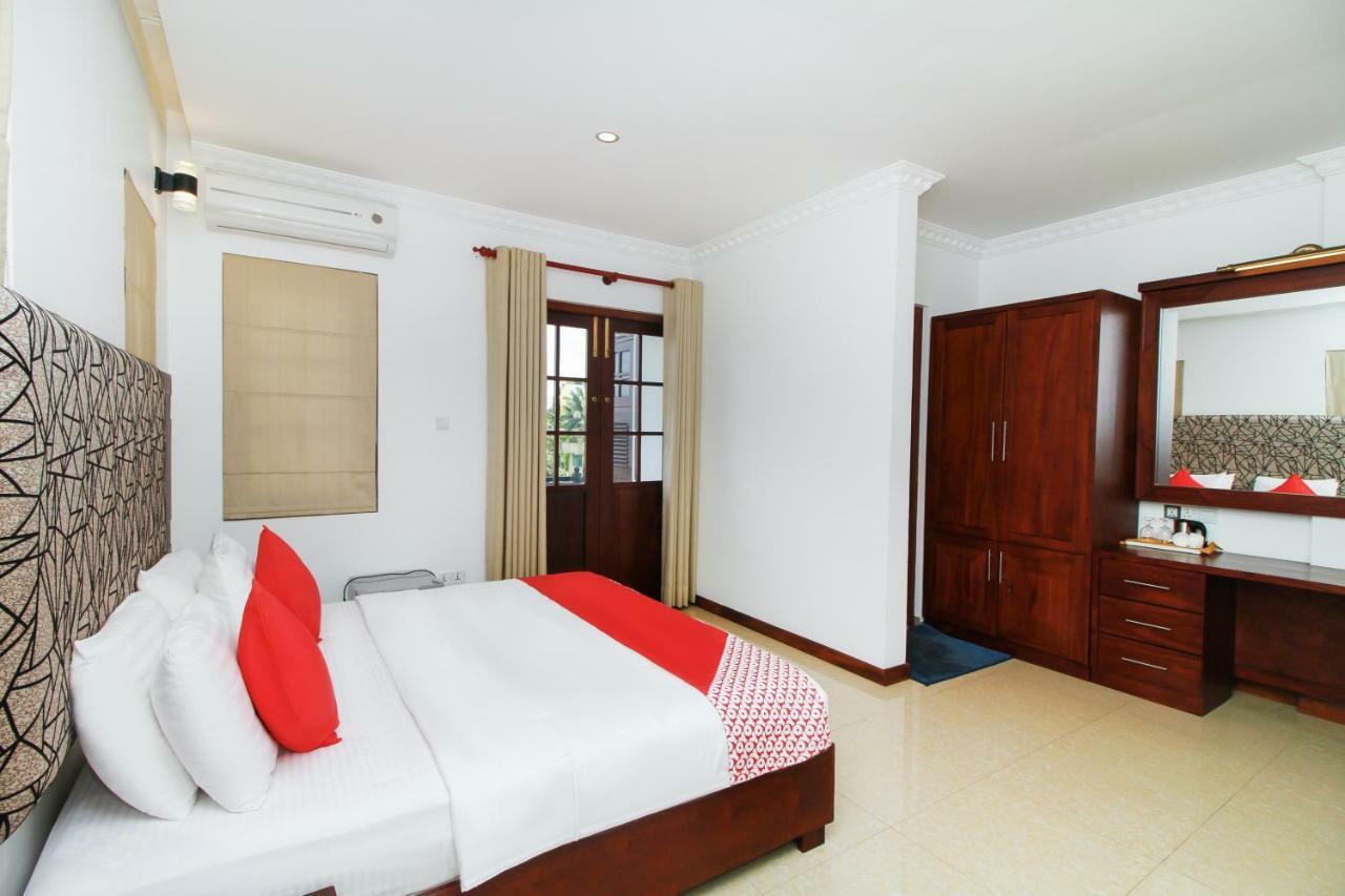 Hotel Queensbury Malabe 카두웰라 외부 사진