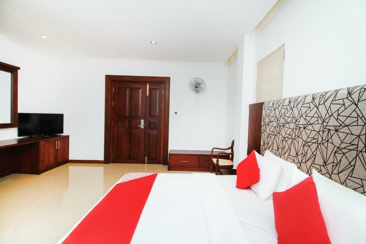 Hotel Queensbury Malabe 카두웰라 외부 사진